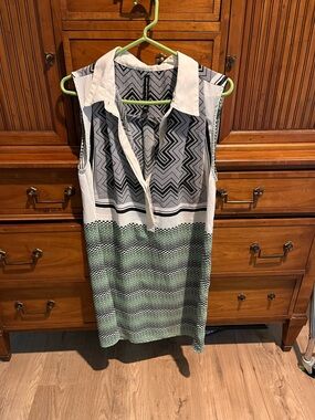 W118 by Walter Baker White and Green Patterned Sleeveless Dress